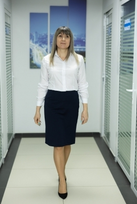 Fustă dreaptă, neagră