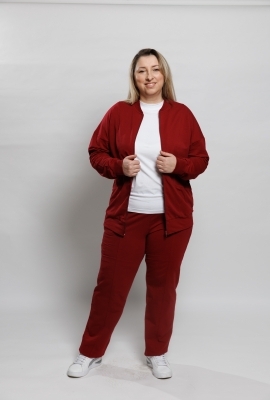 Costum sportiv, bordo